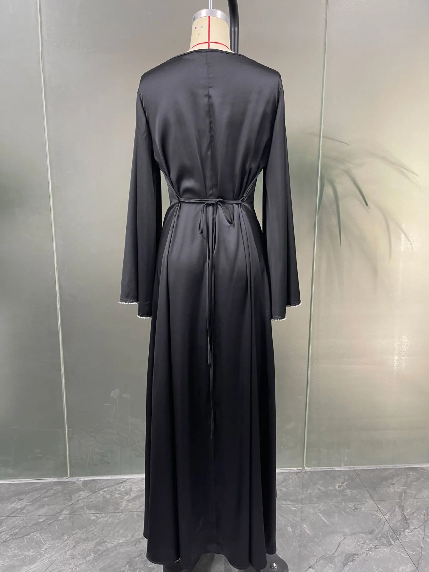 abaya dubai moderne